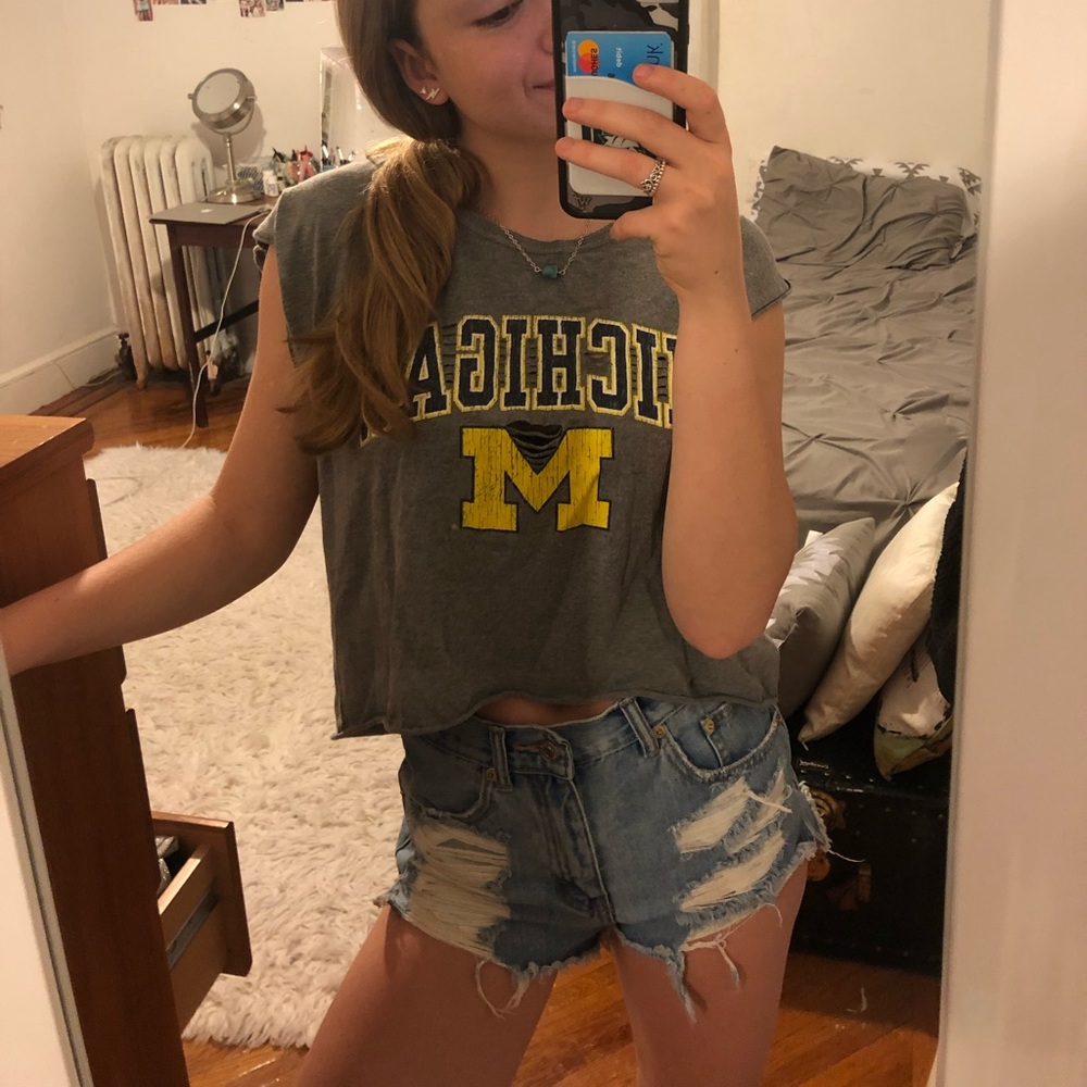 University of Michigan Shirt💙💛💙💛